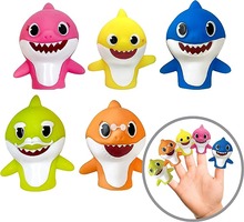 Nickelodeon Baby Shark 5 Pc Finger Puppet Set